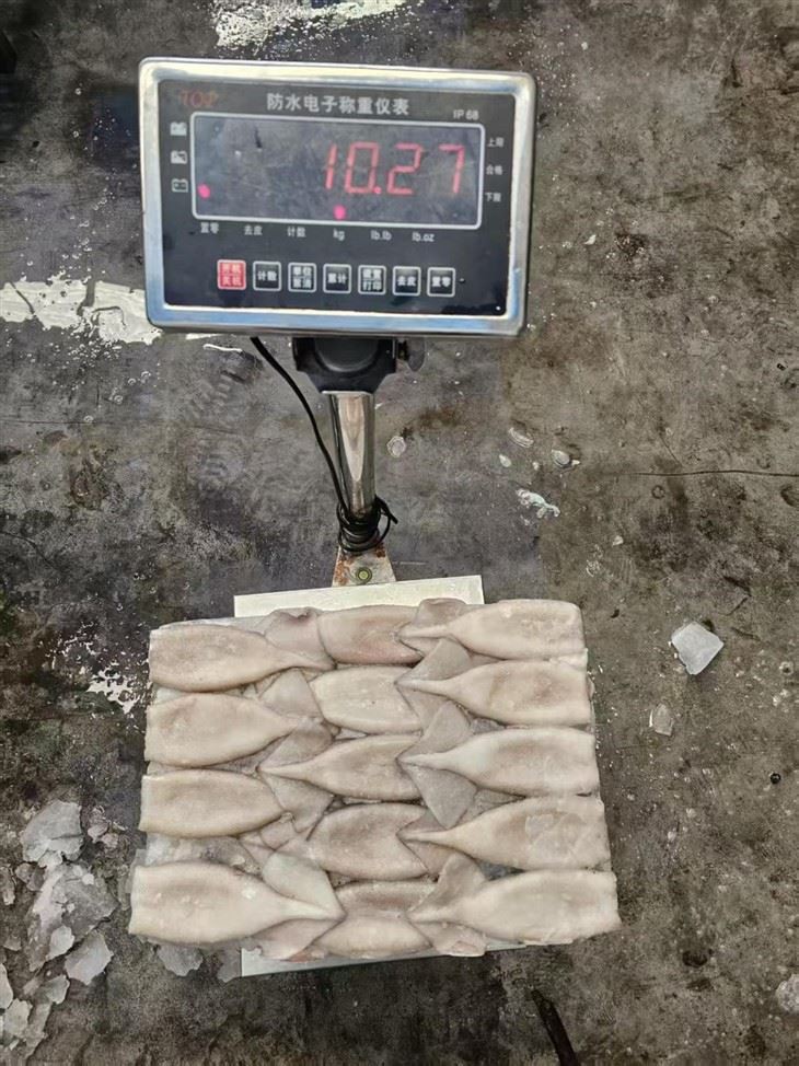 0b54539ff81edbb75866a08ec64790d1_